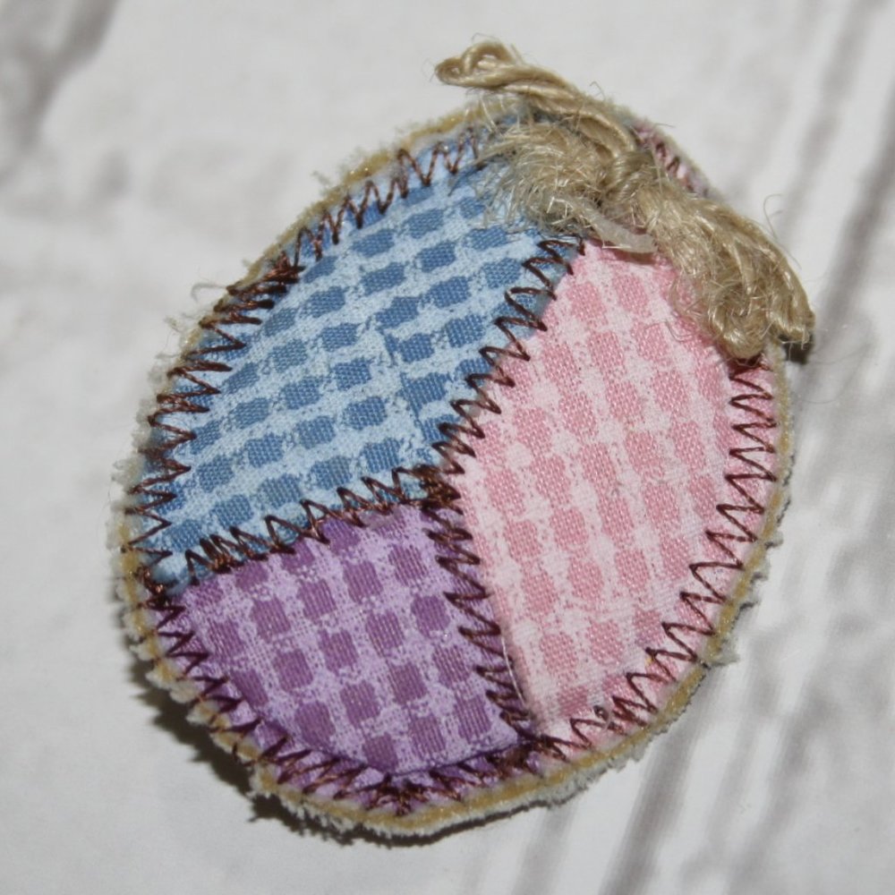 🌸🥚 Vintage Pastel Fabric Easter Egg Brooch – 2" · Soft Texture · Springtime